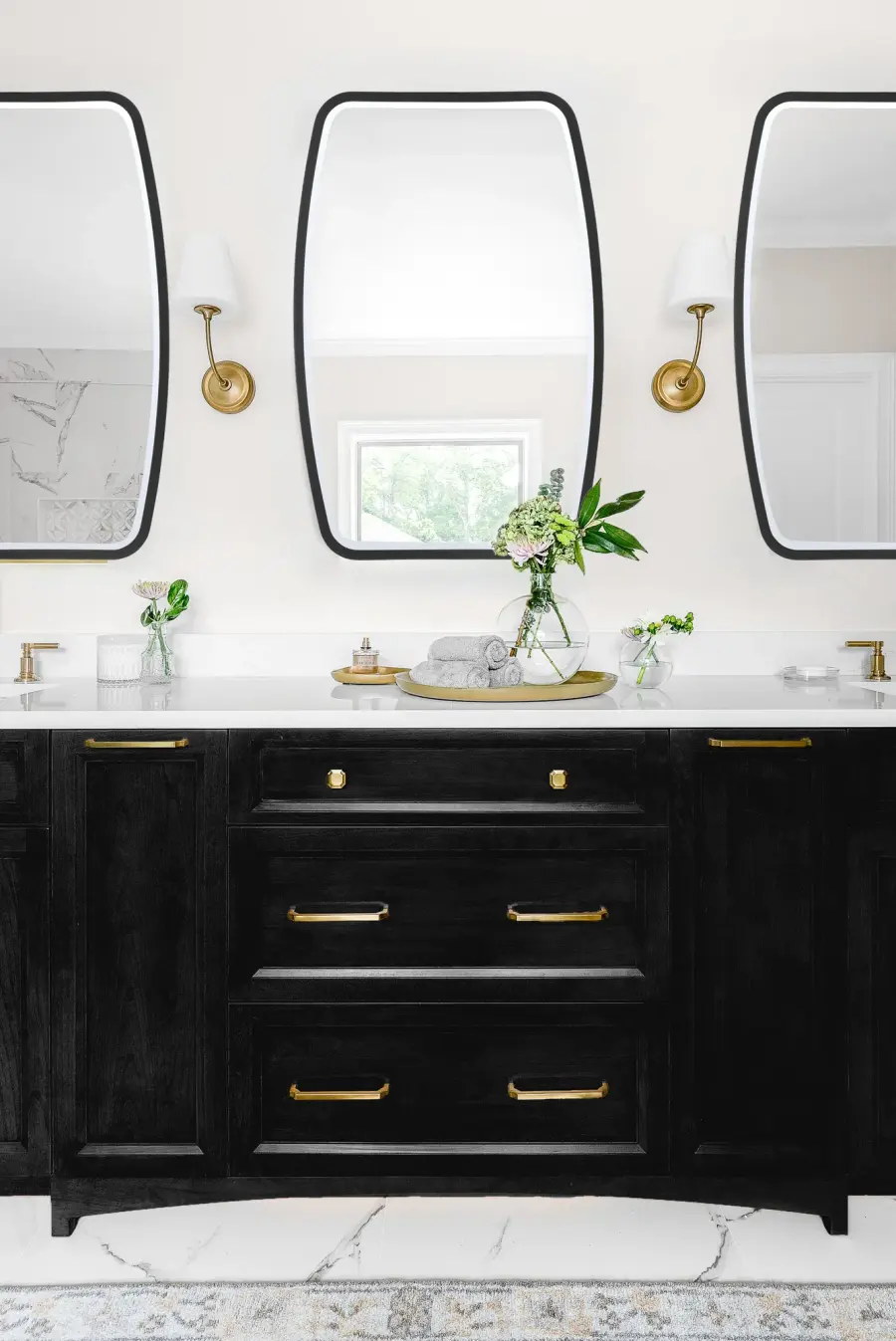 Lindee 24" Antique Gold Mirror - Image 16