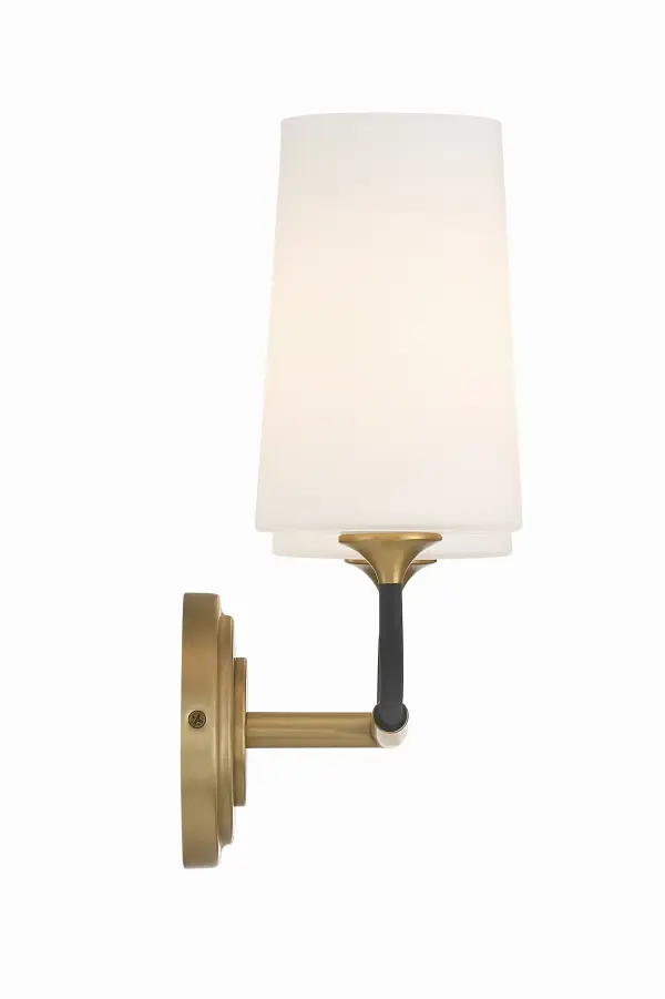 Elegant Farmhouse Sconce with Industrial Flair - Image 4