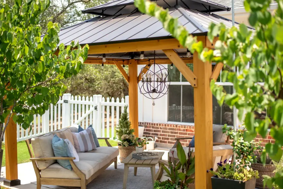 Solaris 22.5" Outdoor Chandelier - Image 7