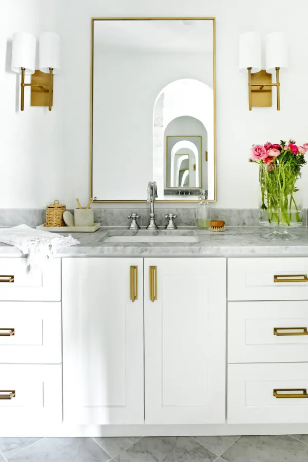 Veronica 11" Aged Brass Sconce - Image 5