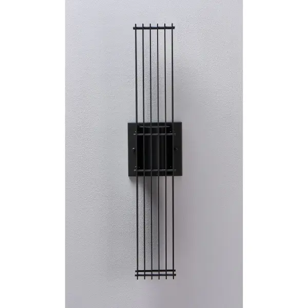Inspired by industrial cooling fins, the Matte Black (MB) Drew Outdoor Collection radiates light from driverless LEDs. An unassuming frame offers stark contrast from day to night, and the single light version can be oriented for Dark Sky applications. Collection: Drew Rooms: Front Door, Garage, Shed, Finish: Matte Black Width: 5.00" Height: 30.00" Weight: 7.00 lb Extension from Wall: 6.50" Wire: 12" Canopy: 6.5"x6.5"x0.5" Bulbs Included Maximum Wattage: 16.00 W Bulb Type: LED Bulb Base: Integrated Light Source: LED Light Output: 1590.00 lm Color Temperature: 3000 K CRI: 90 Dimmable Voltage: 120.00 V Material: Steel Country of Origin: China Safety Listing: UL-cUL Safety Rating: Wet LED - alternate view