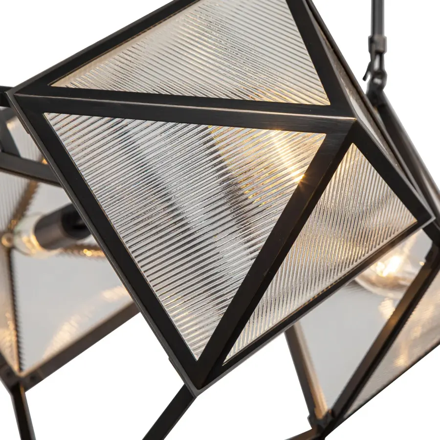 Luxury Meets Modern Elegance in Pyramid-Inspired Design - Image 6
