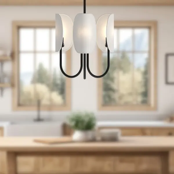Seno 15-Inch Chandelier in Aged Gold - Image 4
