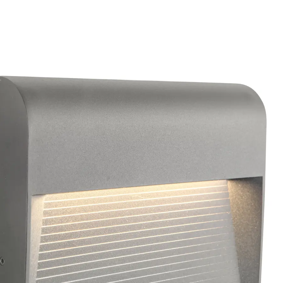 Casa 9-Inch Exterior Wall/Step Light - Image 10