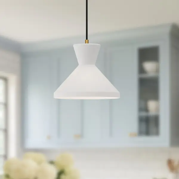 Betty 10-Inch Pendant Light - Image 3