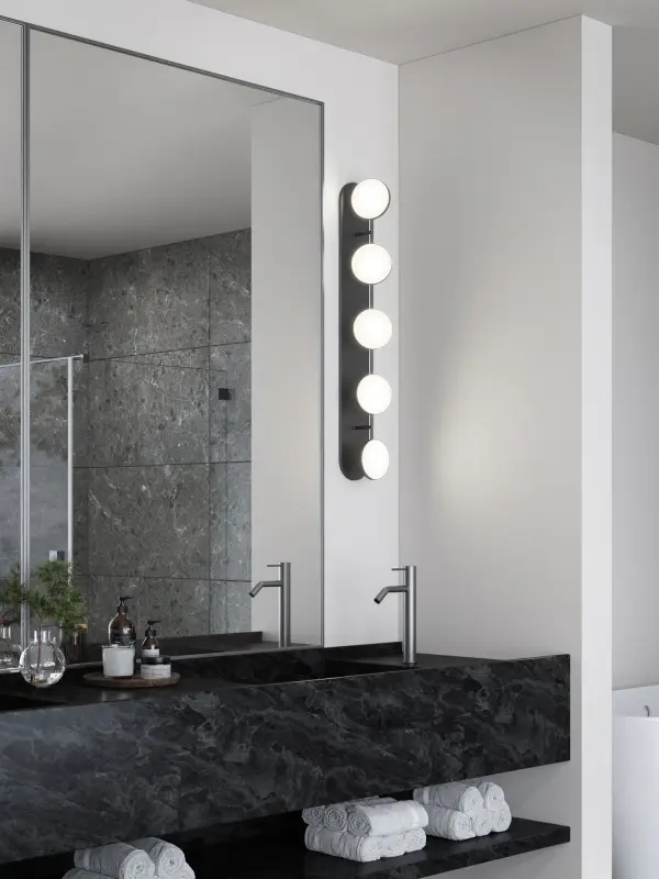 Novel 37-Inch Vanity Light in Matte Black - Image 2