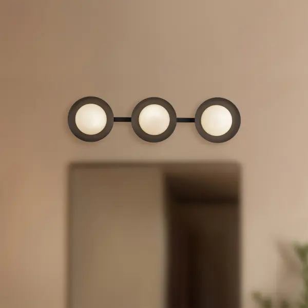 Cleo 23-Inch Vanity Light in Brushed Gold - Image 3