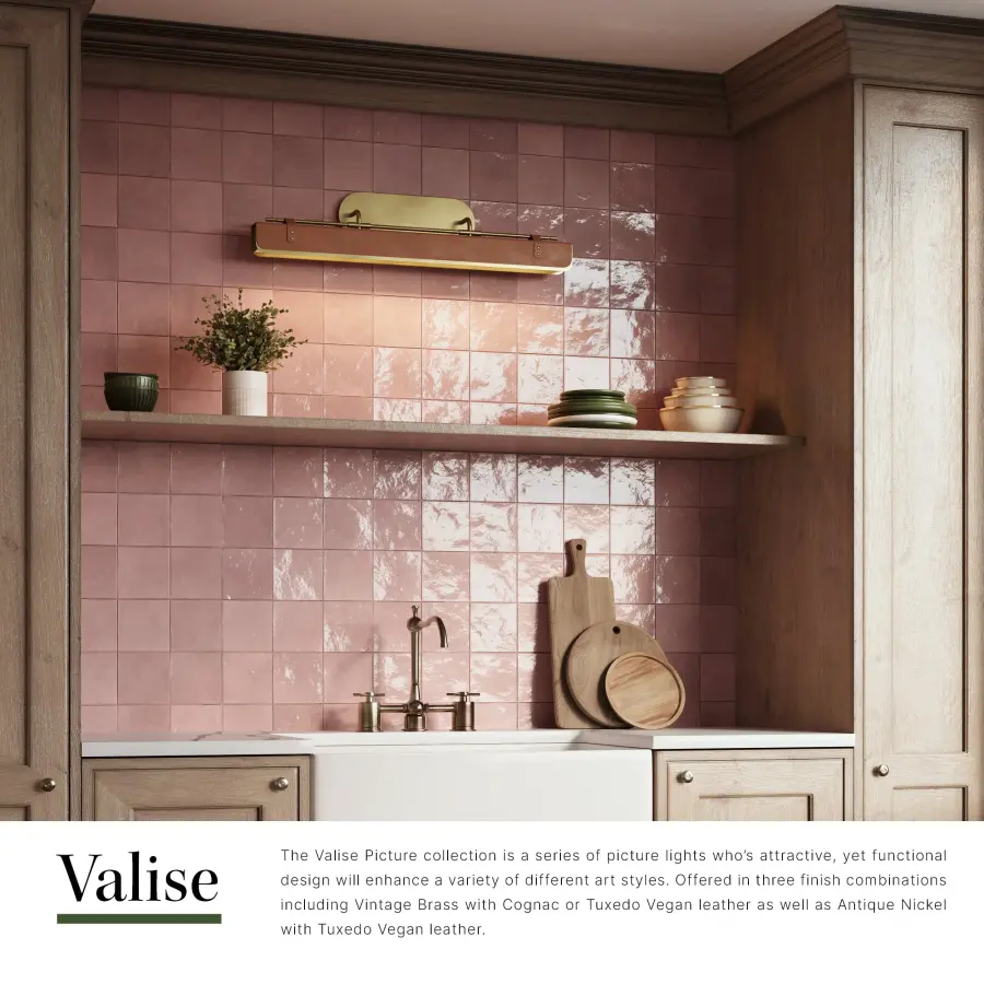 Valise 32-Inch Vintage Brass Wall/Vanity Light - Image 8