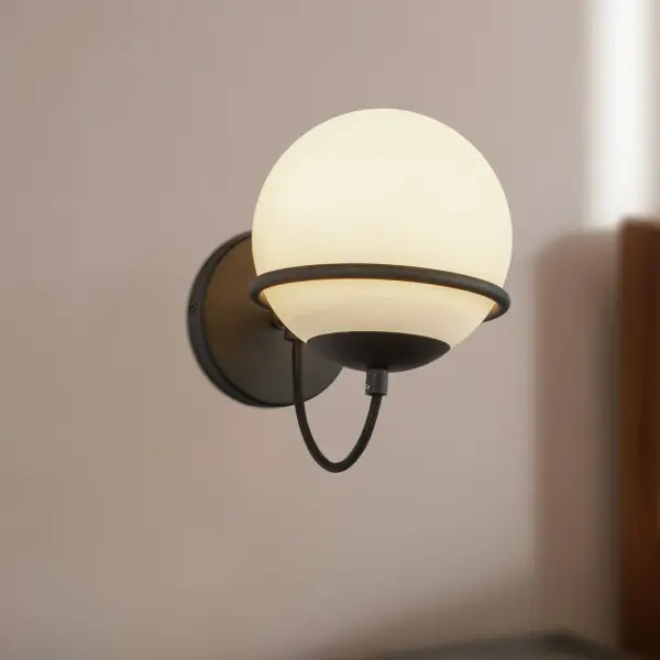 Alba 7-Inch Wall/Vanity Light - Image 3