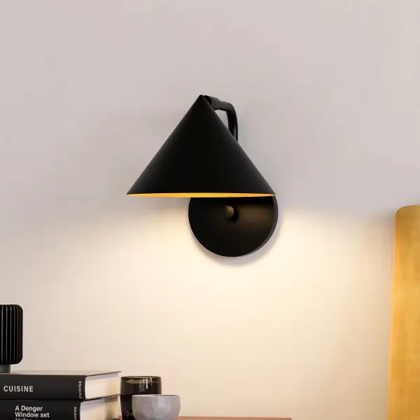 Japanese-Inspired Vanity Light with Distinctive Triangular Design - Image 4