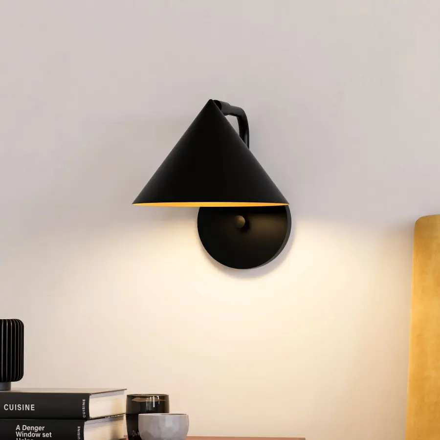 Japanese-Inspired Vanity Light with Distinctive Triangular Design - Image 4