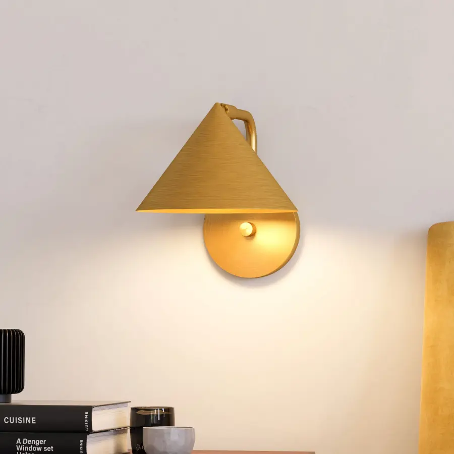 Japanese-Inspired Vanity Light with Distinctive Triangular Design - Image 6