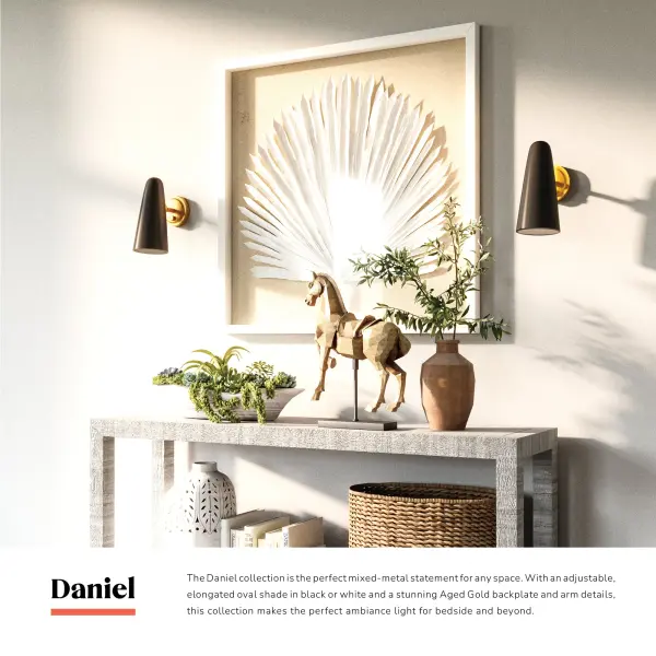 Daniel 5-Inch Wall/Vanity Light in Aged Gold and Matte Black - Image 4
