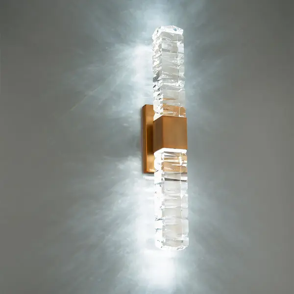 The Juliet Bath Vanity Light transforms bathroom lighting with dramatically carved K9 crystal spears that create stunning prismatic effects. Its sculptural design and warm 3500K LED output deliver both luxury aesthetics and functional illumination.