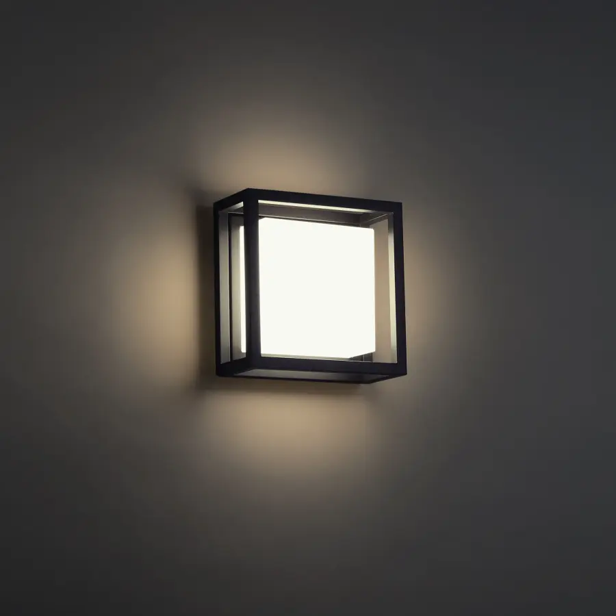 Sleek Modern LED Wall Sconce with Architectural Elegance