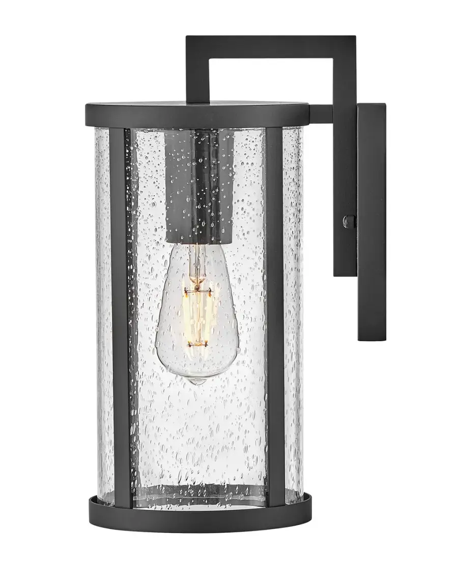 Effortless Curb Appeal with Classic Cylindrical Design - Image 4