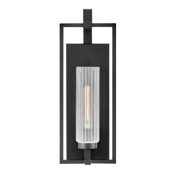 Classic Outdoor Lantern with Timeless Vintage Appeal - Image 7