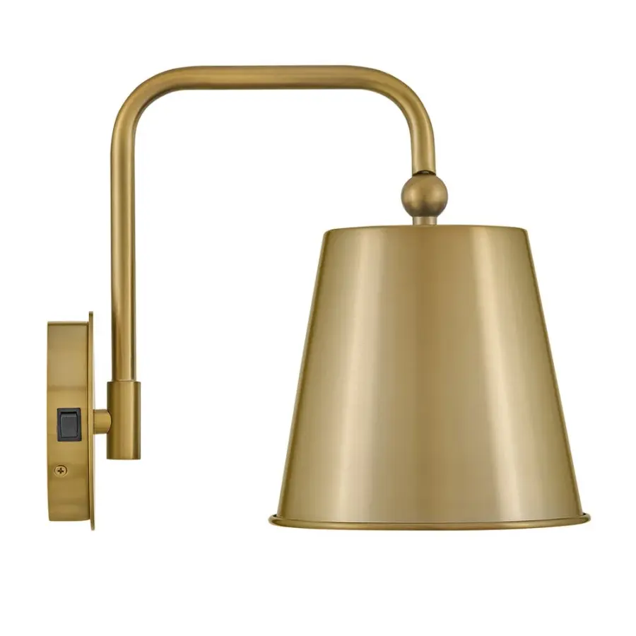 Blake Medium Single Light Sconce in Lacquered Brass - Image 12