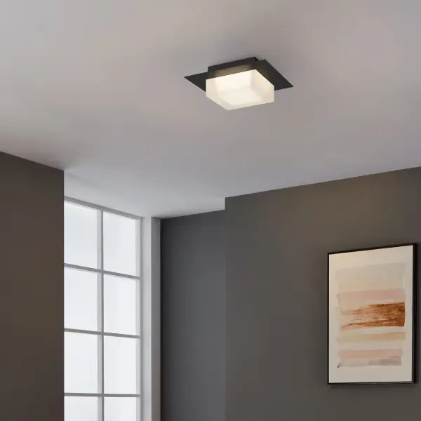 Foursquare 8" LED Flush Mount with 3-CCT Control - Image 4