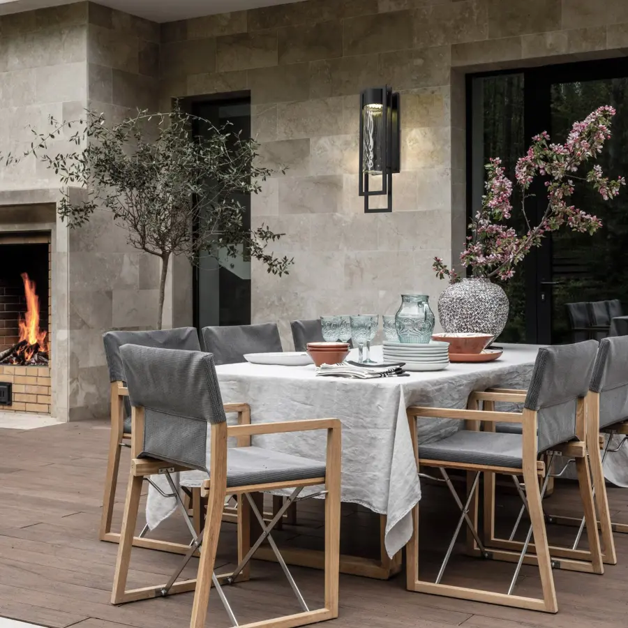 Sophisticated Layered Design with Artisan-Crafted Hammered Glass - Image 3