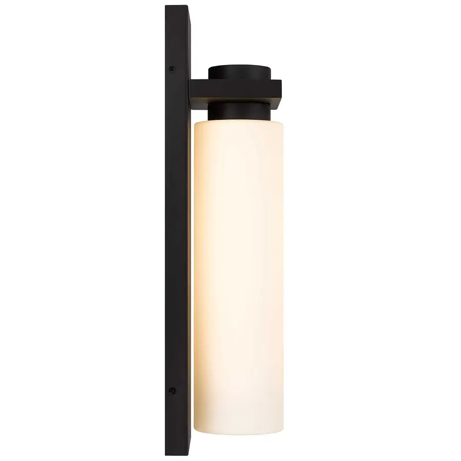 Elegant Shaker-Inspired Outdoor Lighting with Smart Features - Image 5