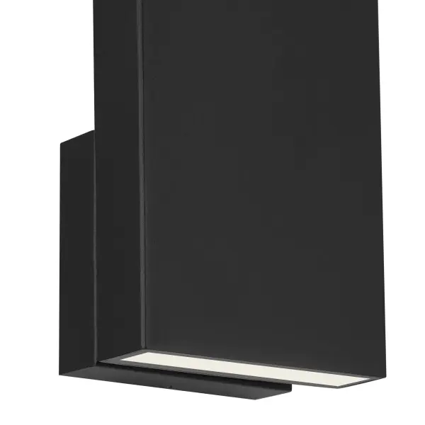 Elegant Architectural Design with Versatile Outdoor Performance - Image 3