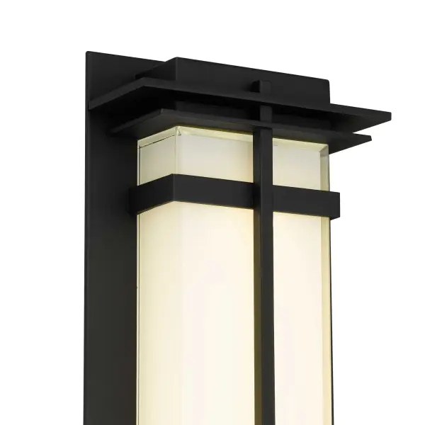 Elegant Craftsman Design Meets Modern LED Technology - Image 3