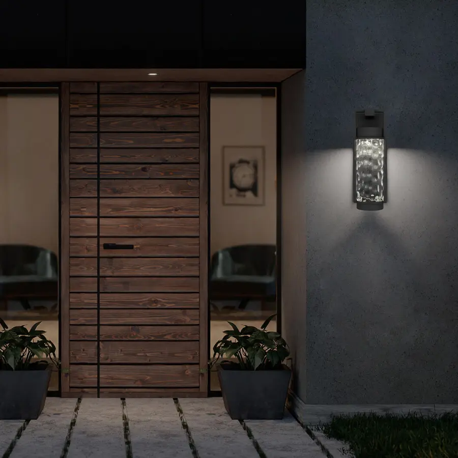 Classic Outdoor Lantern with Customizable LED Lighting - Image 2