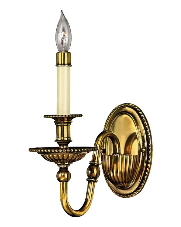 Cambridge offers classic New England appeal. The solid cast components, brass turnings, and beaded ball fonts reinforce its timeless style.