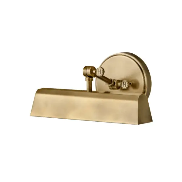 Embodying simple elegance, Arti’s functional, streamlined design can be seamlessly integrated into any space or style. Its robust, practical silhouette is crafted to enhance any room or featured décor with excellent illumination.