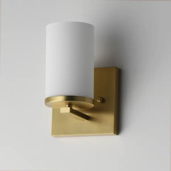 Lateral One Light Wall Sconce in Satin Brass - Image 4