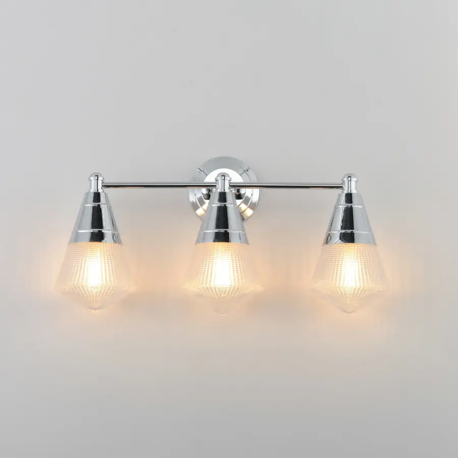 Hargreaves Three Light Bath Vanity in Polished Chrome - Image 3