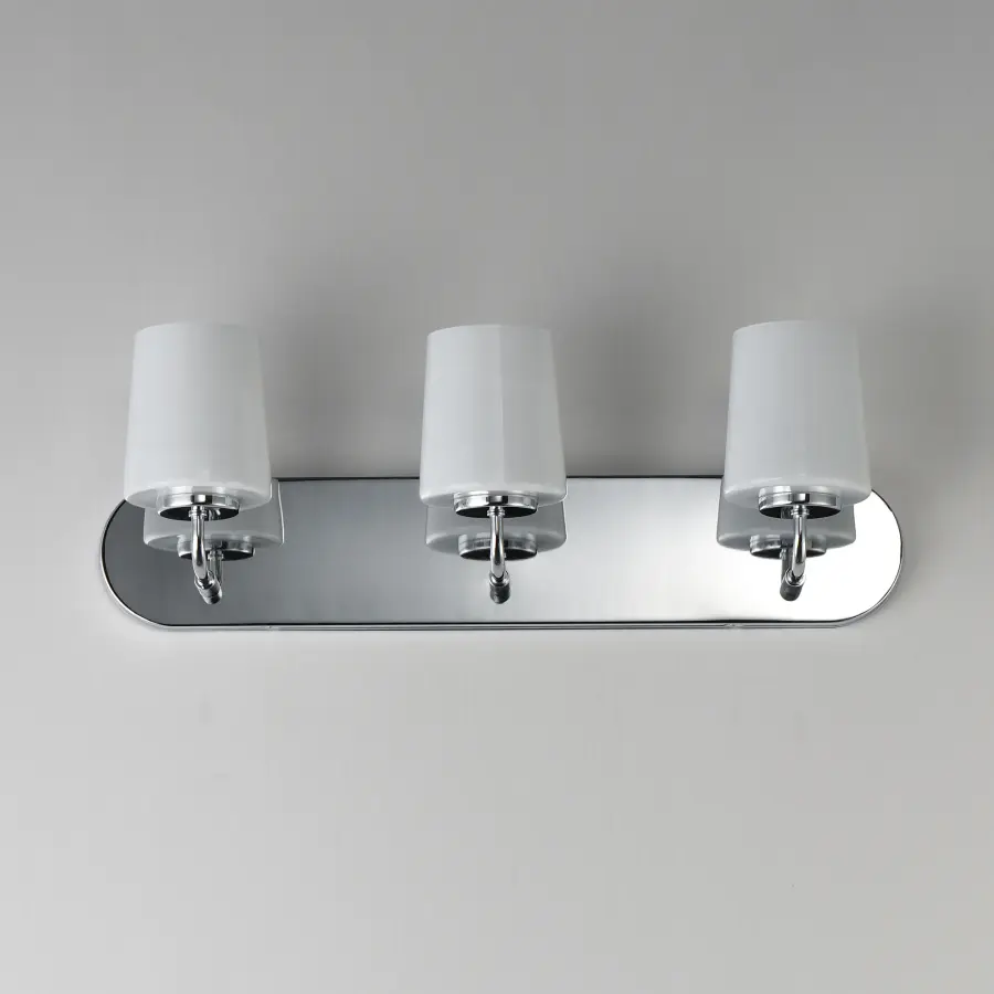 Durham 3-Light Bath Vanity in Polished Chrome - Image 2