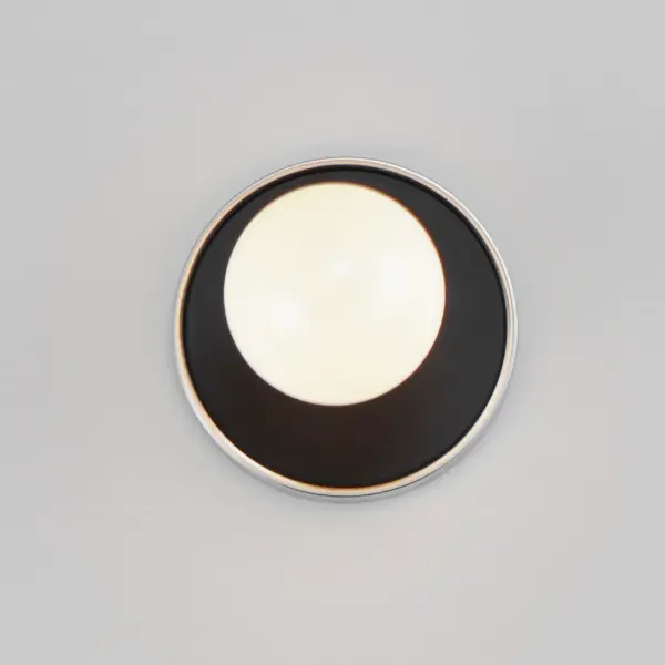 Hollywood One Light Wall Sconce in Polished Chrome - Image 3