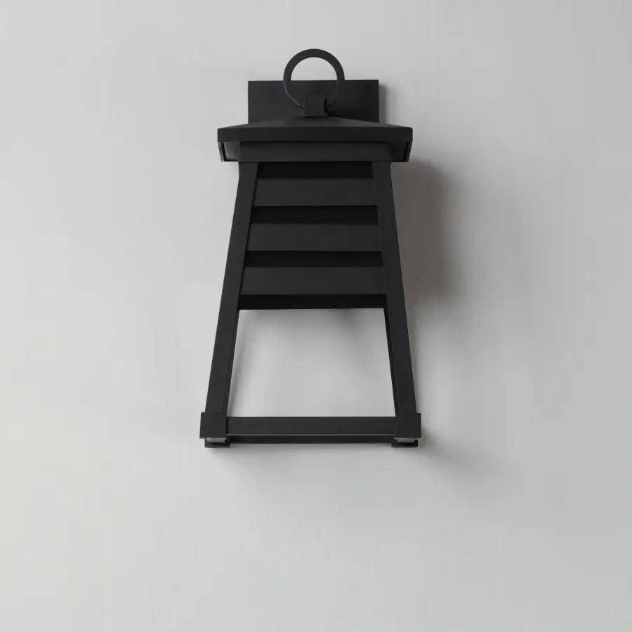 The Shutters by Maxim - Image 2