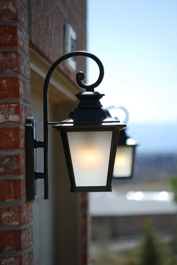 Knoxville LED-Outdoor Wall Mount - alternate view