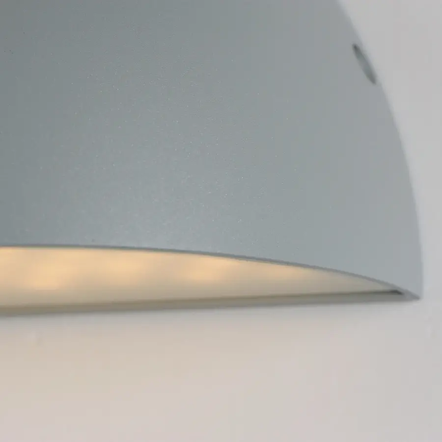 Pathfinder LED Outdoor Wall Sconce in Silver - Image 3