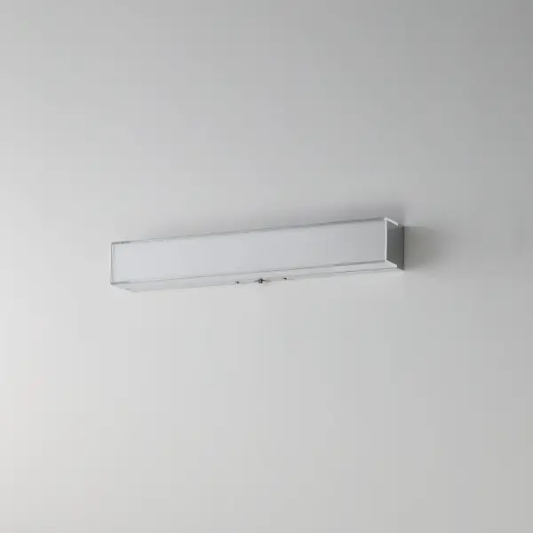 Edge LED Bath Vanity Light in Polished Chrome - Image 4