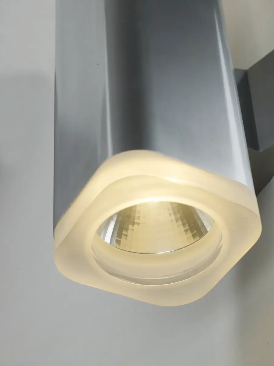 The Lightray LED by Maxim - Image 2