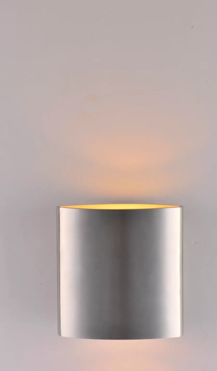 Lightray LED Outdoor Wall Sconce in Brushed Aluminum - Image 4