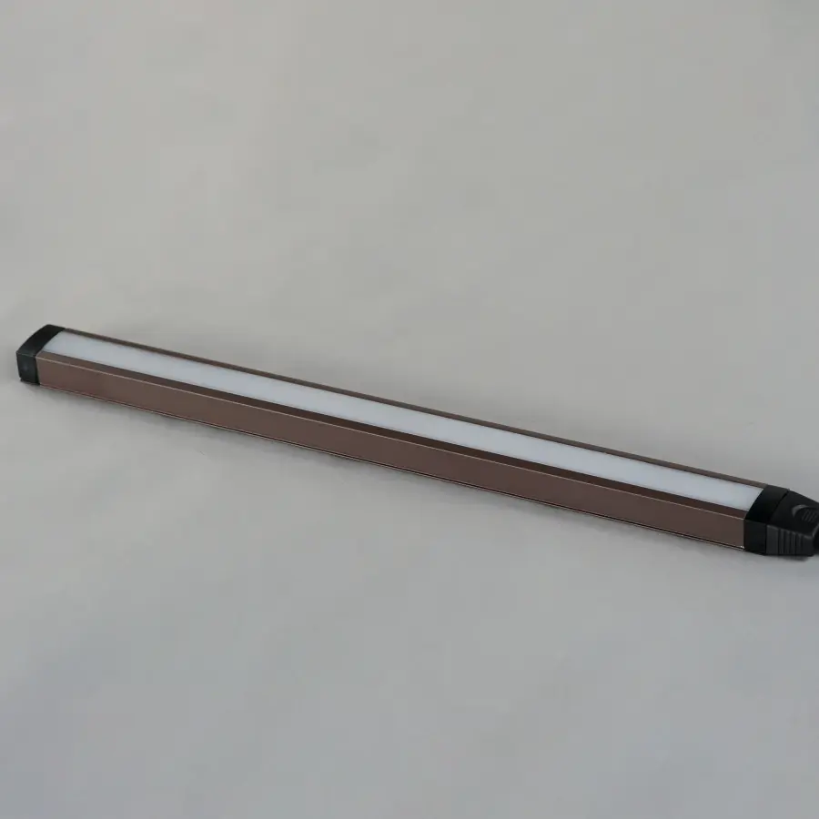 The CounterMax 120V Slim Stick by Maxim - Image 4