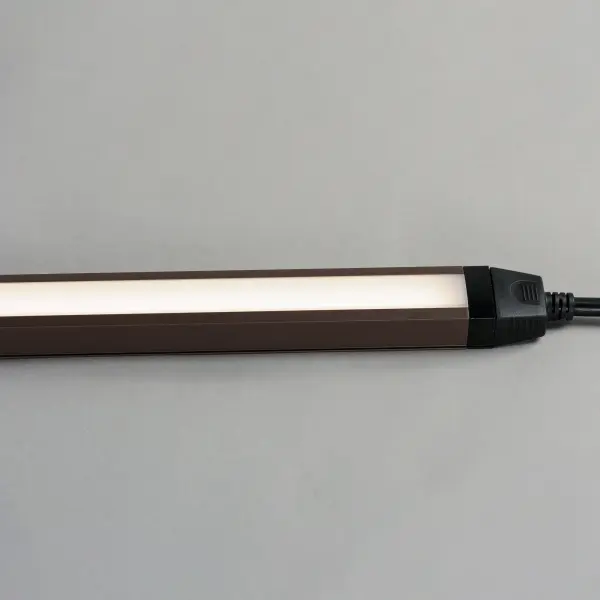 The CounterMax 120V Slim Stick by Maxim - Image 4