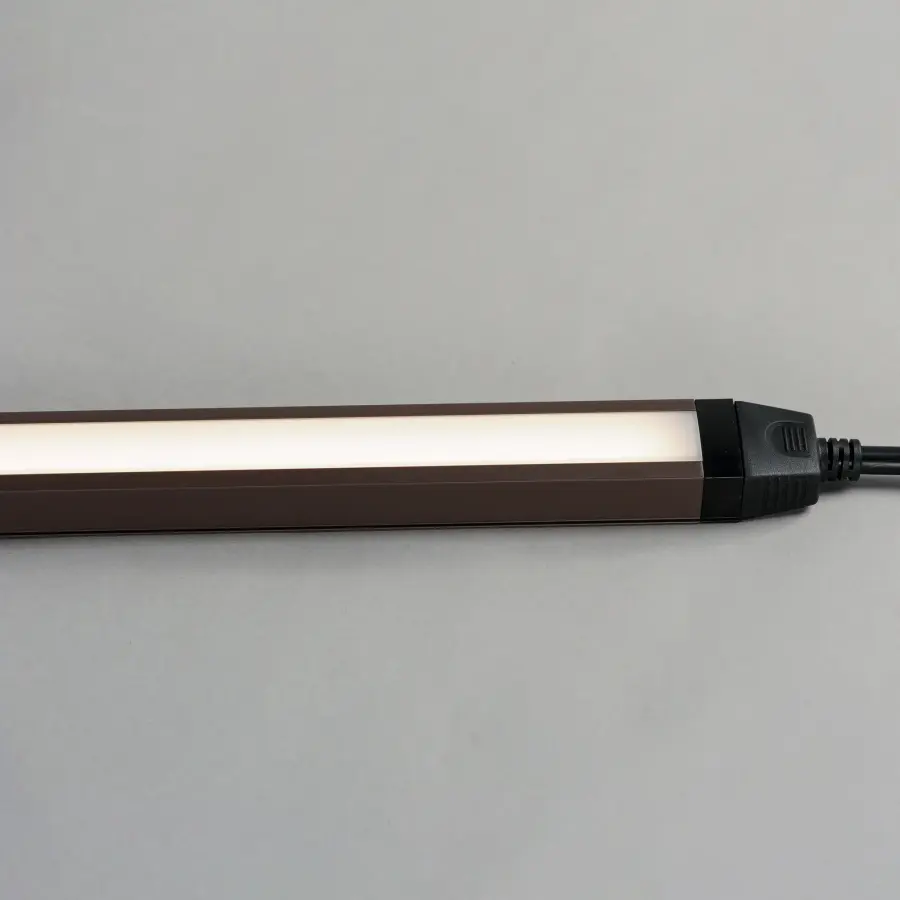 The CounterMax 120V Slim Stick by Maxim - Image 4