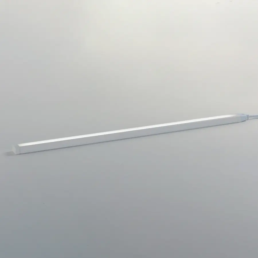 CounterMax 120V Slim Stick 30" LED Under Cabinet Light in White - Image 3