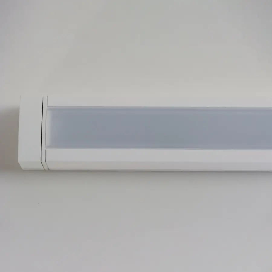 CounterMax 120V Slim Stick 36" LED Under Cabinet Light in White - Image 4