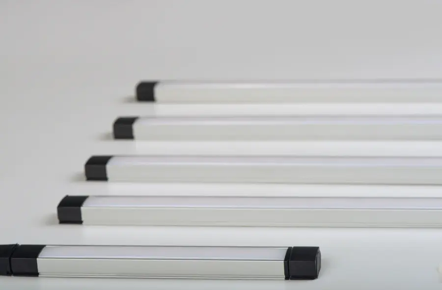 The CounterMax 24V Slim Stick by Maxim - Image 2
