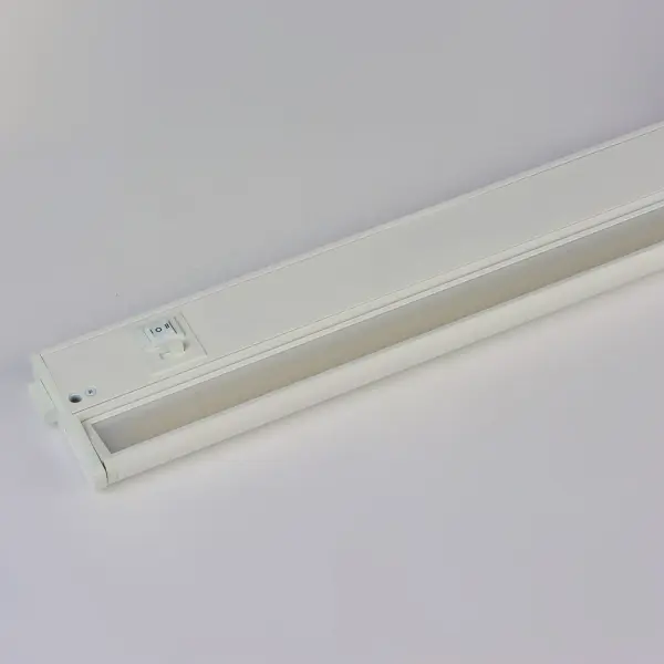 CounterMax 5K 36" LED Under Cabinet Light in White - Image 3