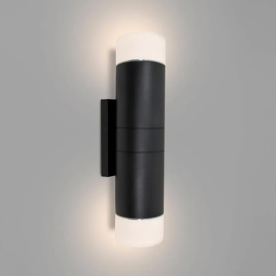 Kaya 24 Wall Sconce in Black