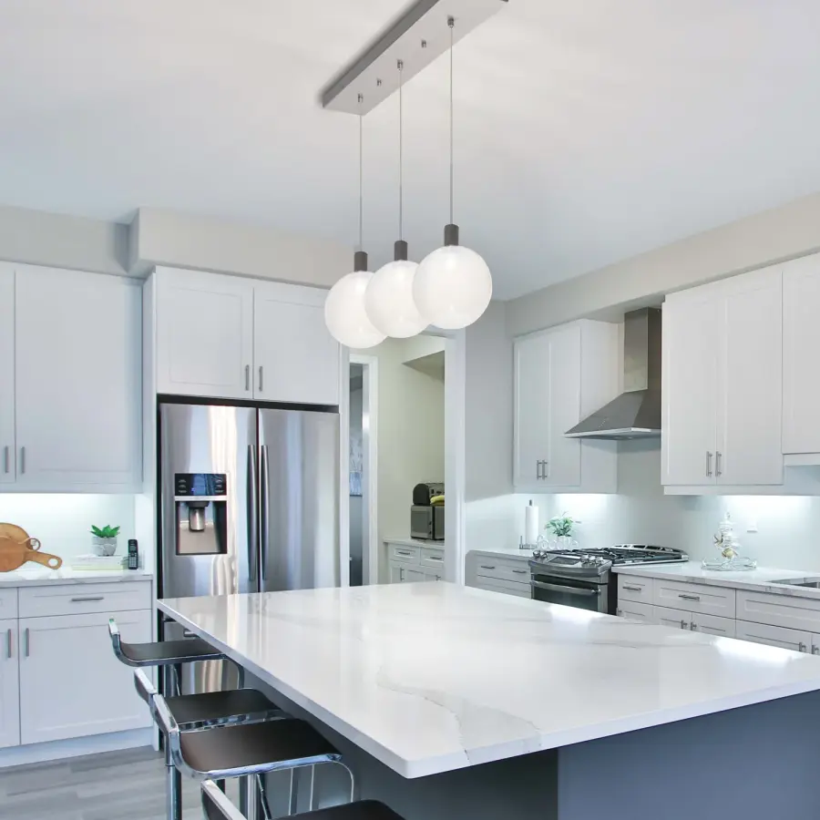 Versatile 3-Light Linear Canopy for Custom Pendant Configurations