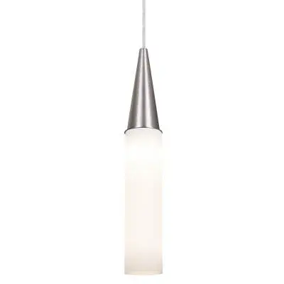 The Metro 16 delivers clean, contemporary style in a compact 2.5-inch diameter cylinder. Its slender profile and black finish make it ideal for clustering over islands or creating dramatic linear arrangements.